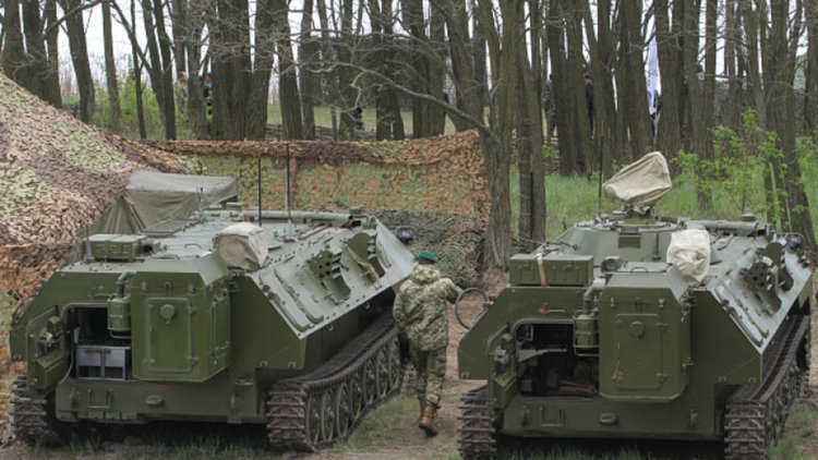 7 войници са убити, а 14 са ранени при боеве в Източна Украйна