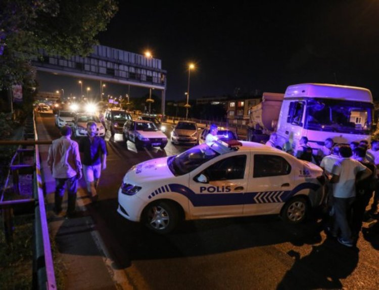 Шефът на просветата в Хасково изпревари преврата в Турция с 2 часа