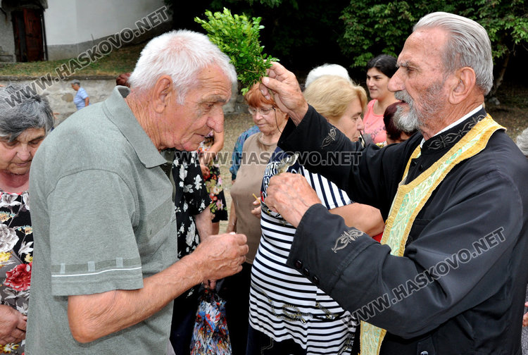 4 овце курбан за Илинден във Въгларово