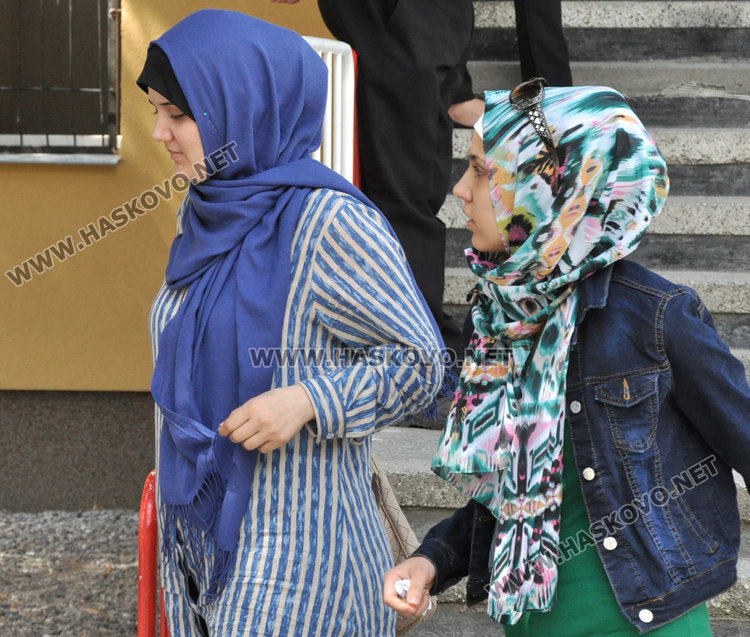 Спортна площадка за 130 000 лева за 260 бежанци правят в Харманли