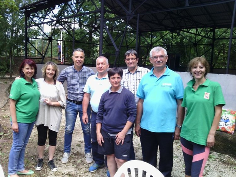 20 младежи от Смолян очароваха международен лагер в Унгария с гайда и мита за Орфей на английски