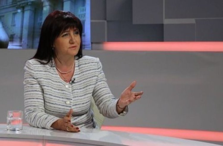 Караянчева: Гневът на премиера Бойко Борисов заради критиките на ДСБ е оправдан