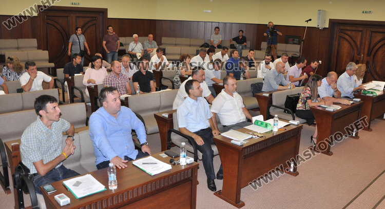 Вече ще се доказва доход година назад за общинско жилище