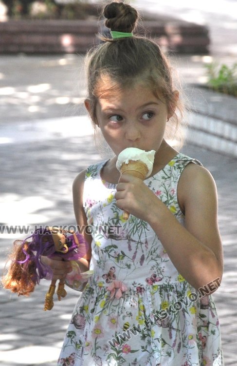 Жегата напълни парковете и градинките