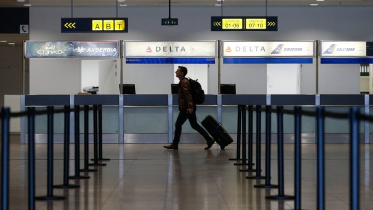 Евакуираха летище в Нова Зеландия заради бележка