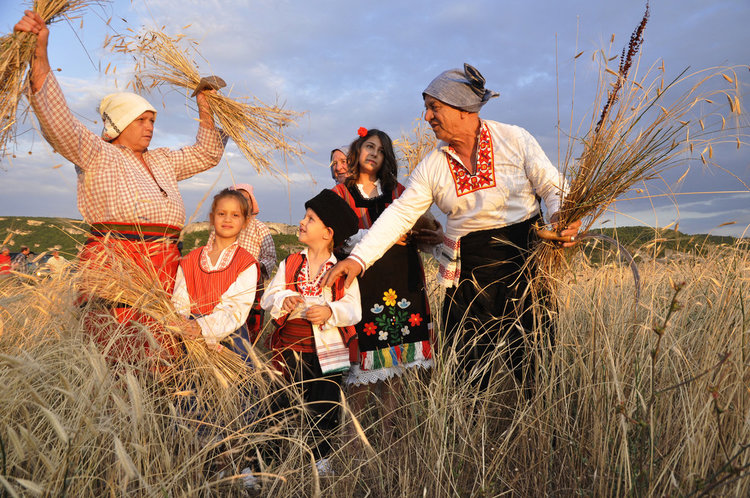 Хасковски фотограф реди изложба в поле от лимец