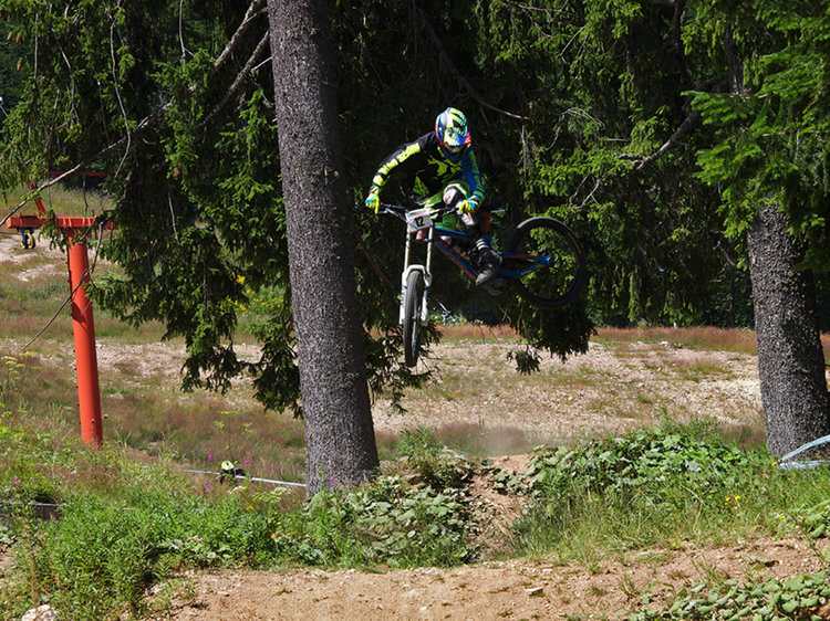 Смолянският клуб "Райдърс Юнайтед" спечели отборно Държавния шампионат по планинско колоездене 