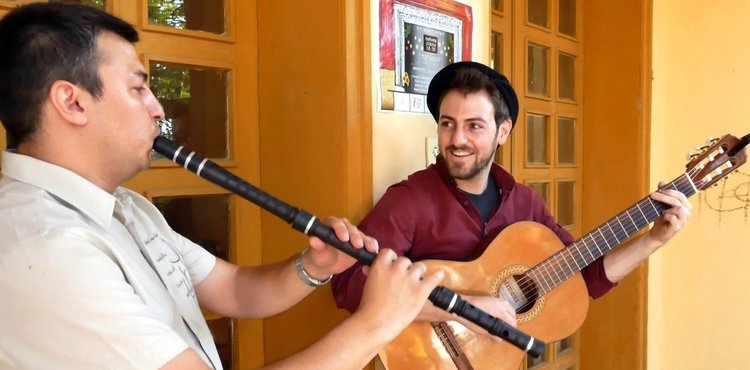 Наско отключи сцената в Татарево с три изложби