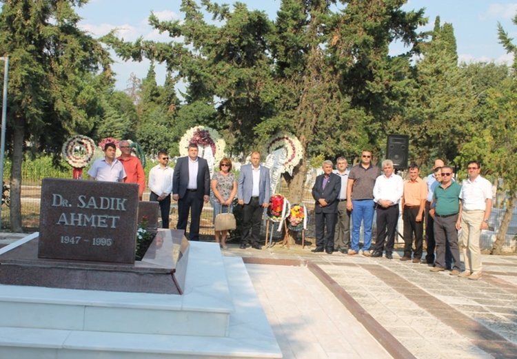 ДПС почете паметта на лидера на турците от Западна Тракия д-р Садък Ахмет