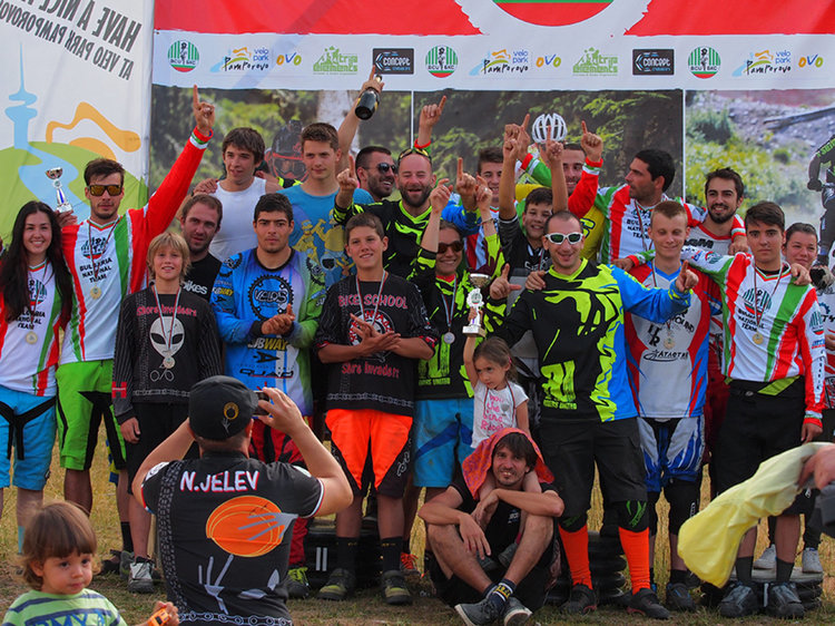 Смолянският клуб "Райдърс Юнайтед" спечели отборно Държавния шампионат по планинско колоездене 