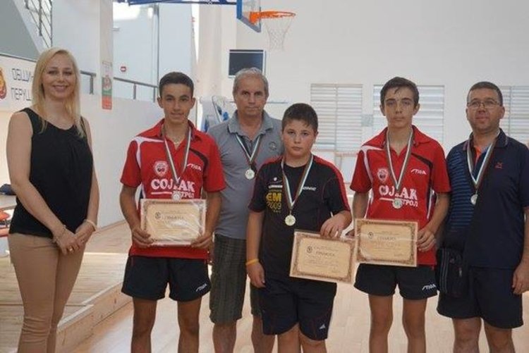 Тенисистите на Ардино втори в България