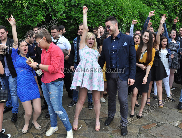 Хазната чака попълнения за здравни осигуровки от 1600 абитуриенти от Хасково