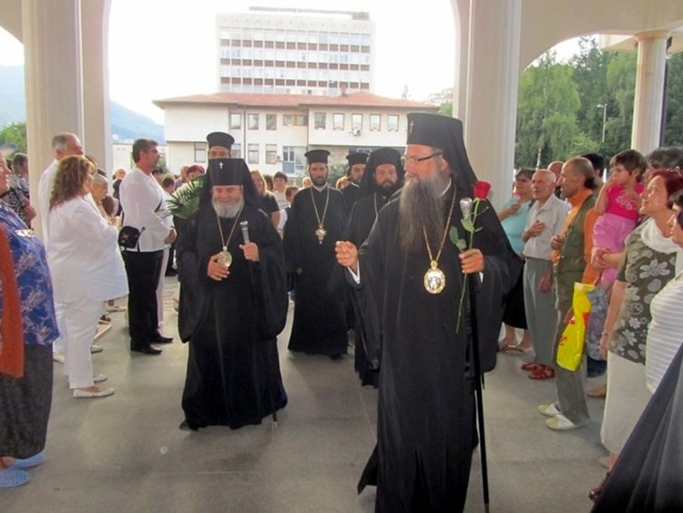 Митрополит Николай ще отслужи тържествена литургия за храмовия празник на "Свети Висарион Смоленски" и 10 години от освещаването на църквата
