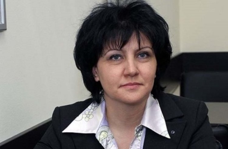 Караянчева категорична: Нашият кандидат за президент може да спечели без балотаж