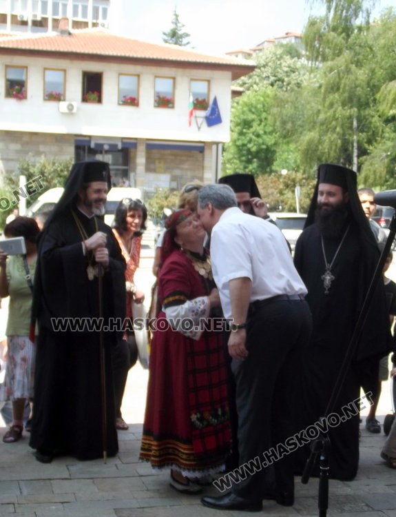 Владици и свещеници от Пловдив и Смолян отслужиха тържествена литургия в "Свети Висарион Смоленски"