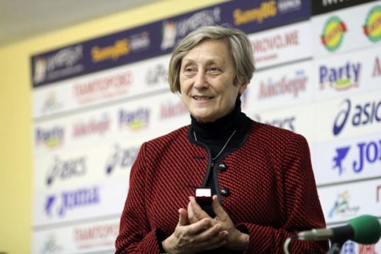 Нешка Робева готви последен прощален спектакъл