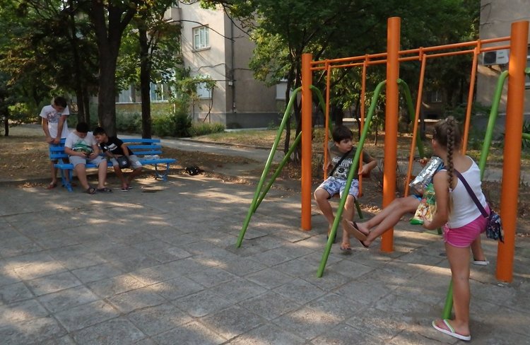 Парковото пространство вече е обновено