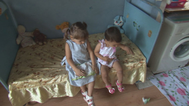 48-годишна баба стана майка на четирите си внучета