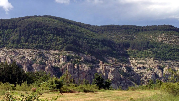 Арт къща в родопското село Дъждовница съживява околността