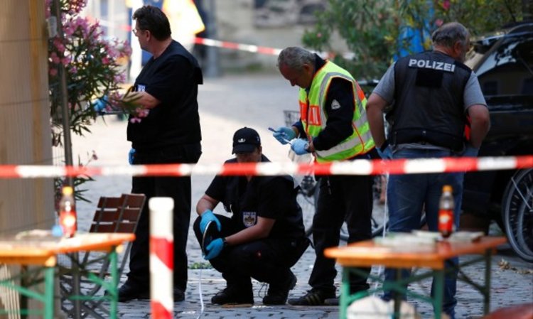 Страхът в Европа: Тероризъм и имиграция