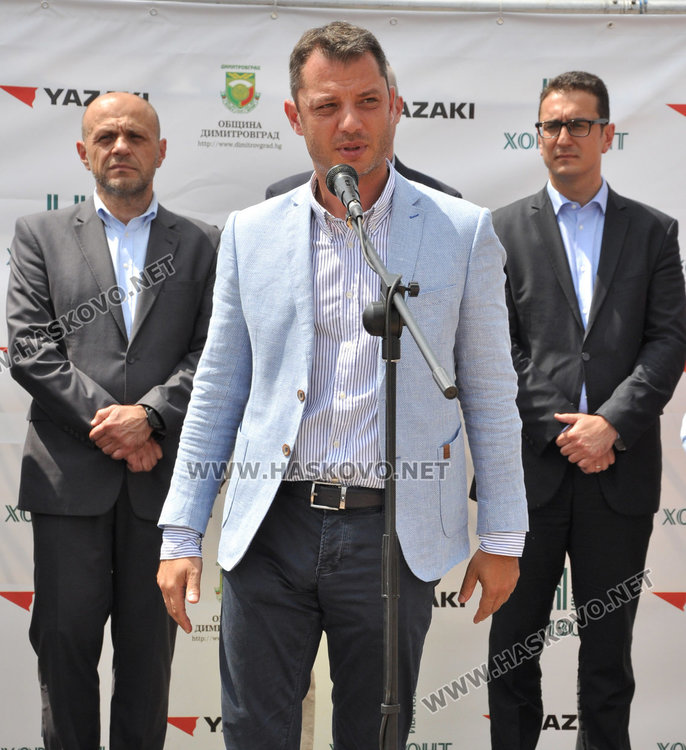 До седмица Летище Узунджово “каца“ в Хасково