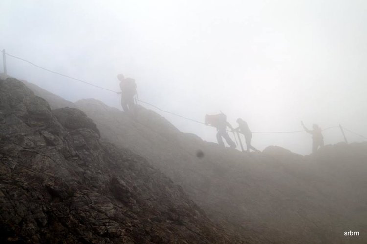 Мъглата превзема Ко̀нчето