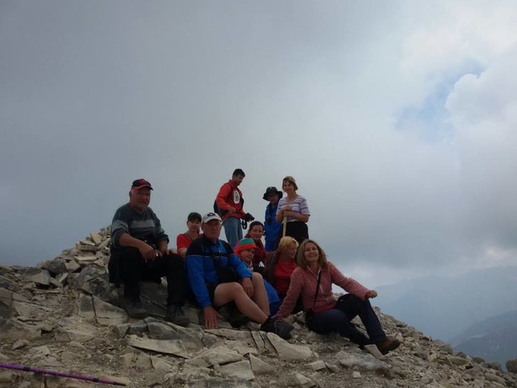 Част от групата на Кутело