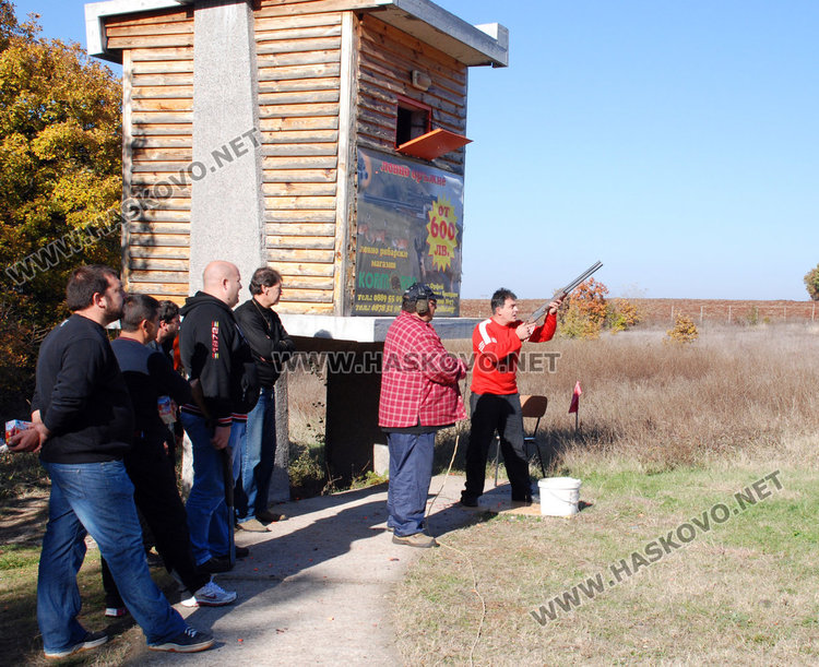 Половината от хасковските кандидат-ловци се провалиха на изпита, в Димитровград-100 % успели