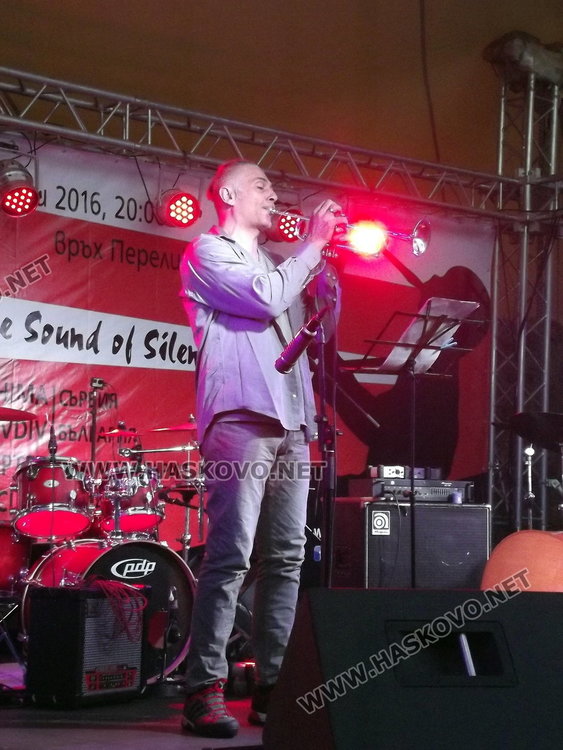 Еко Джаз фестивалът на връх Перелик- музика, бизнес и имидж. А защо не?