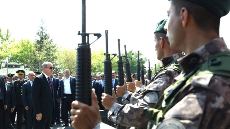 В Турция са убити пет спецполицаи