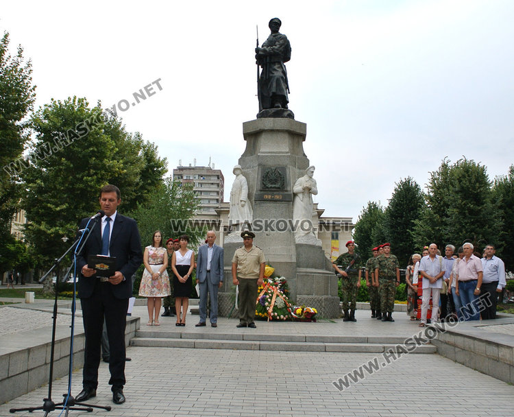 Десетки склониха глава за 113 г. Илинденска епопея