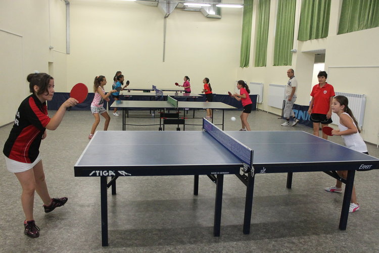 Ардинските тенисисти в трескава подготовка за Международния турнир в памет на Джофи