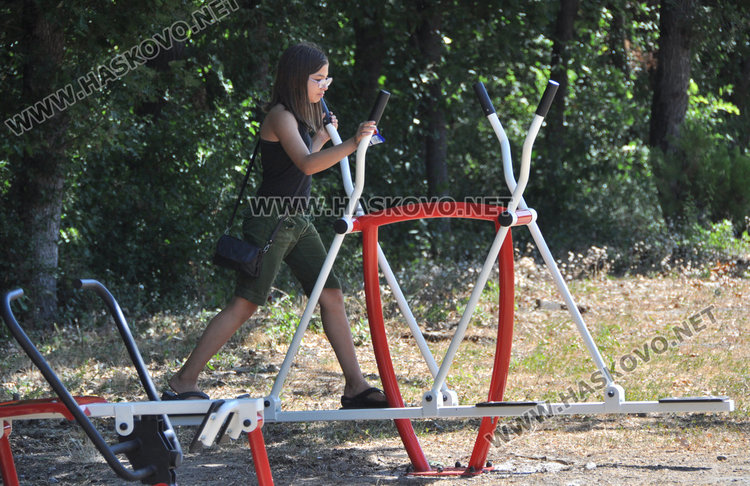 Хасковлии ваят тела на новите фитнес уреди на Кенана