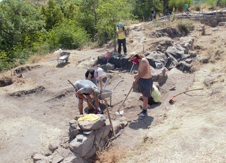 Поредица интересни сгради се появи при разкопките на Хасара