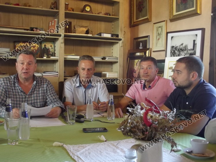 КРОС: Смолянчани, елате на общественото обсъждане,Общината потъва  и трябва да я спасим!