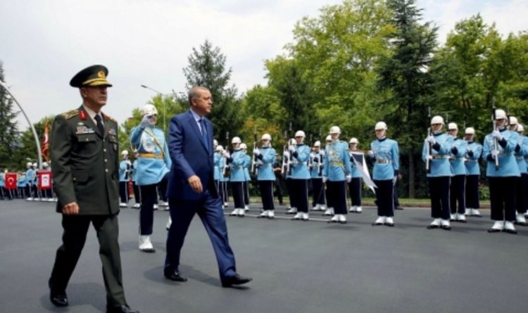 Липса на гориво попречило на метежниците да свалят самолета на Ердоган