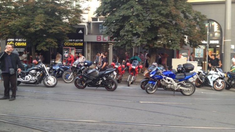 Мотористи излизат на втори протест пред турското посолство