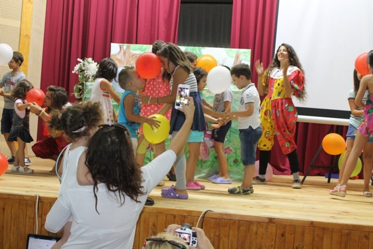 Безплатен куклен спектакъл зарадва децата на Ардино