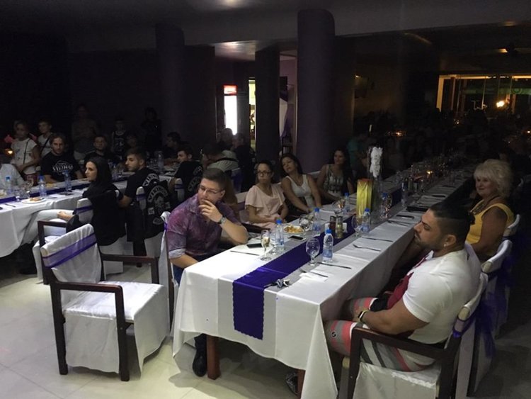 Шампионът по културизъм Добри Делев заяви своята подкрепа за Светлин