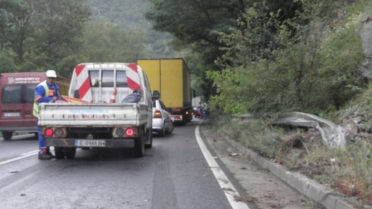Ремонт усложнява пътя към Гърция