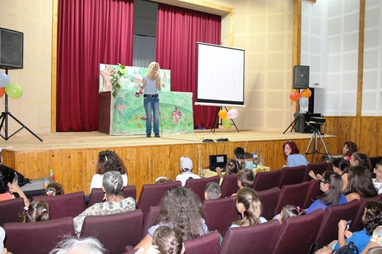 Безплатен куклен спектакъл зарадва децата на Ардино