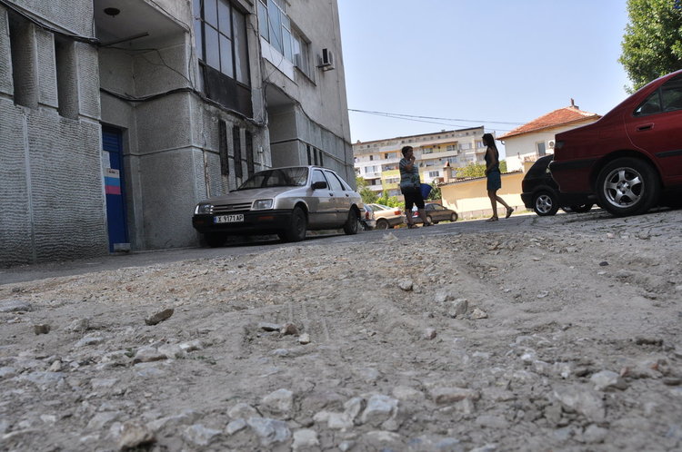 На Раковски чакат асфалт върху авария. ВиК: иска се време, ще имат