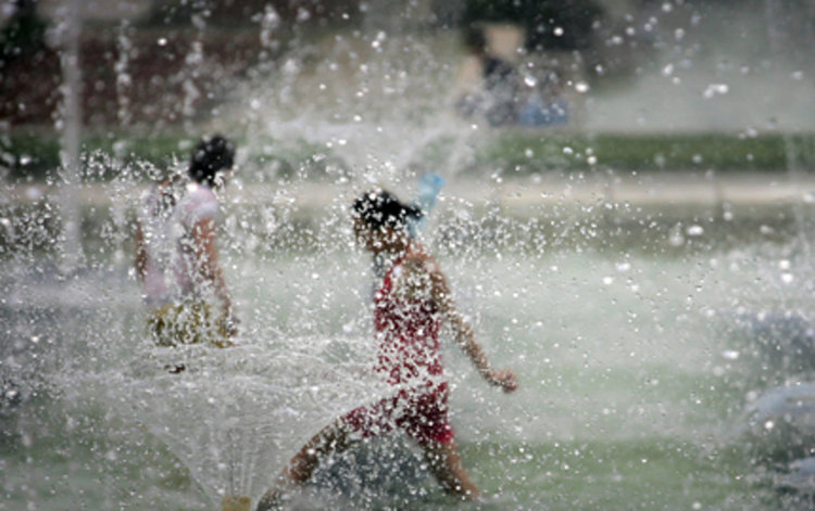 Опасно горещо и пожароопасно