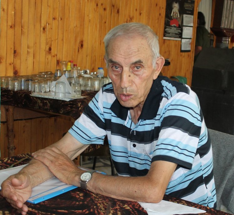 Интелектуалците от Горно Прахово се събраха в хижа „Млечино”