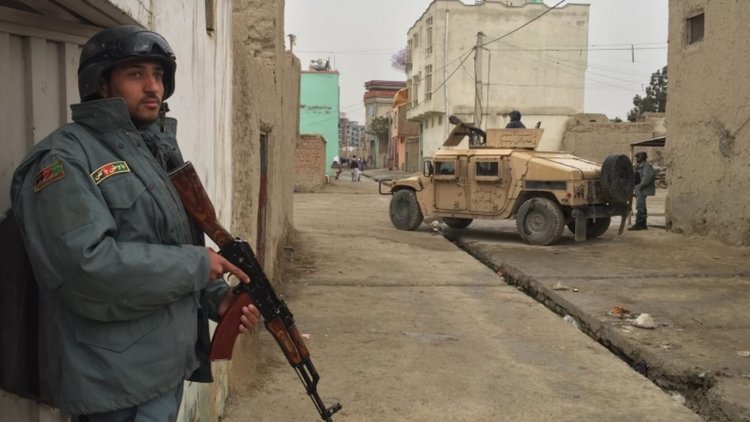 В Кабул са отвлечени учени