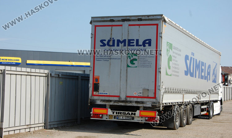 Трима тираджии потрошени при катастрофа на магистрала Марица