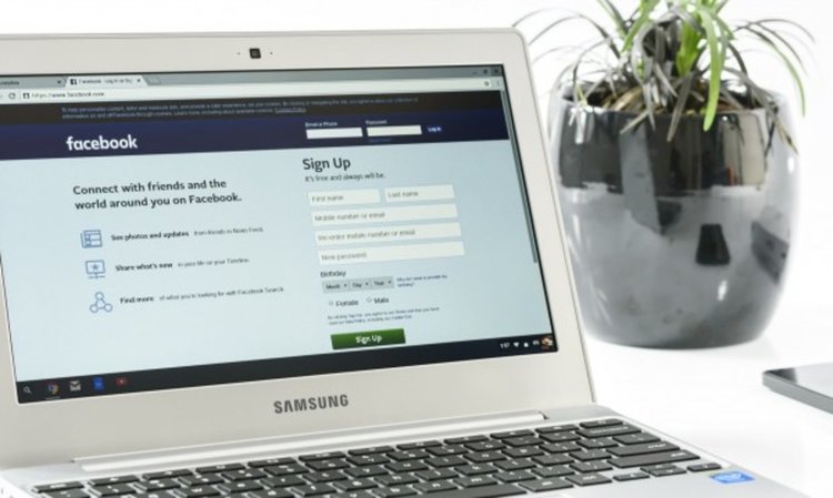 Социалните мрежи изместват телефоните и мейлите