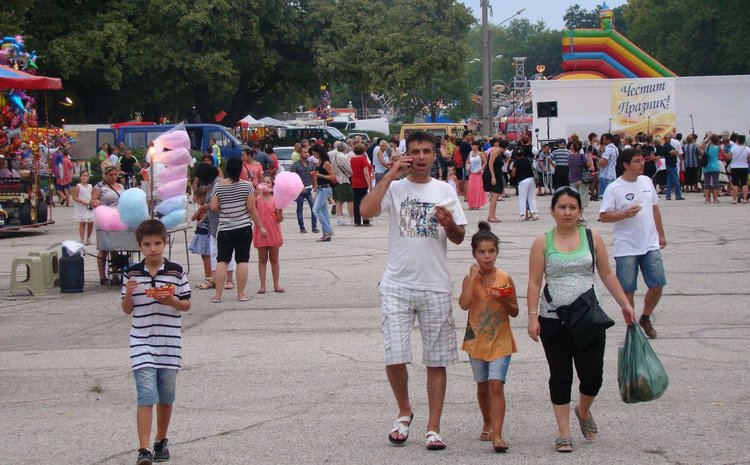 Традиционният панаир в парк "Марица", организиран около празника на Димитровград тази година ще започне на 25 август, снимка -архив