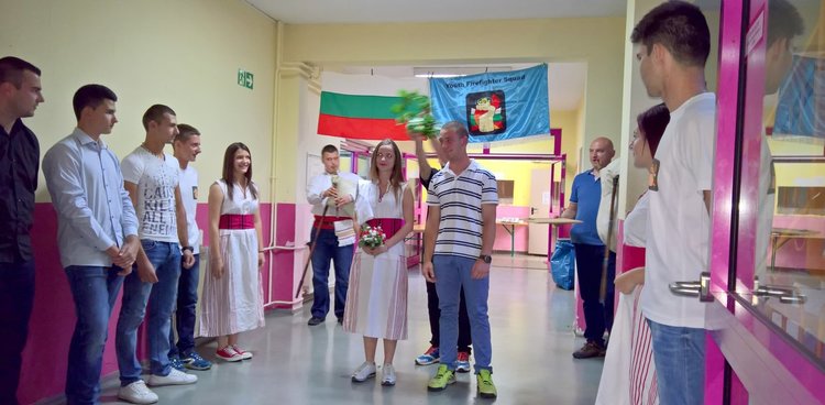 Смолянските млади доброволци спечелиха златни медали на специализиран лагер за пожарникари в Германия