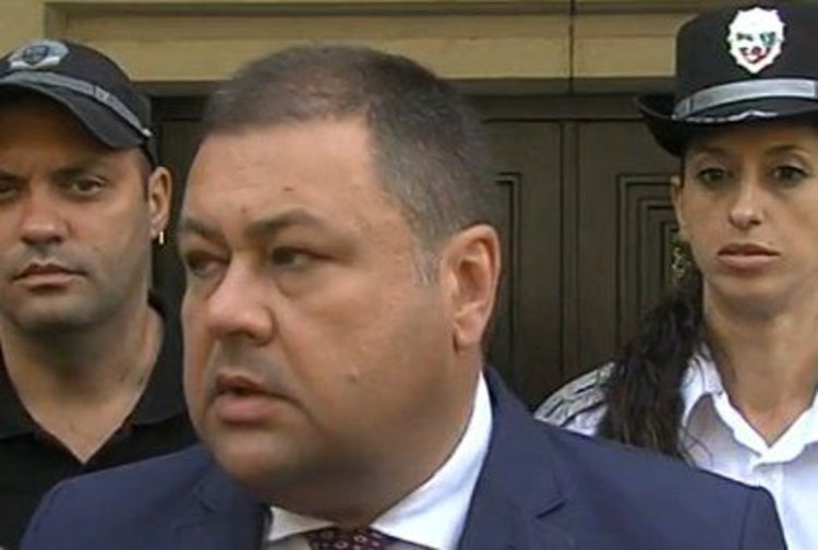 Предаденият на Турция Бююк случайно засечен от полицейски патрул 